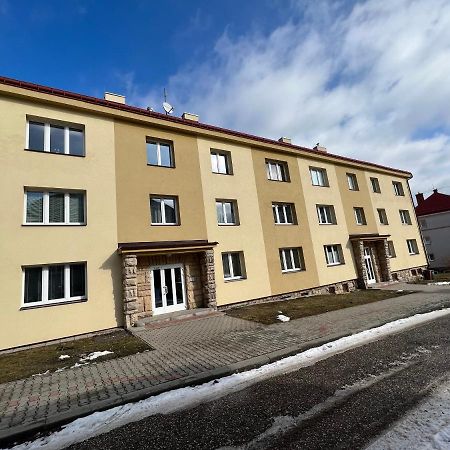 Apartman Md Apartment Zacler Exterior photo