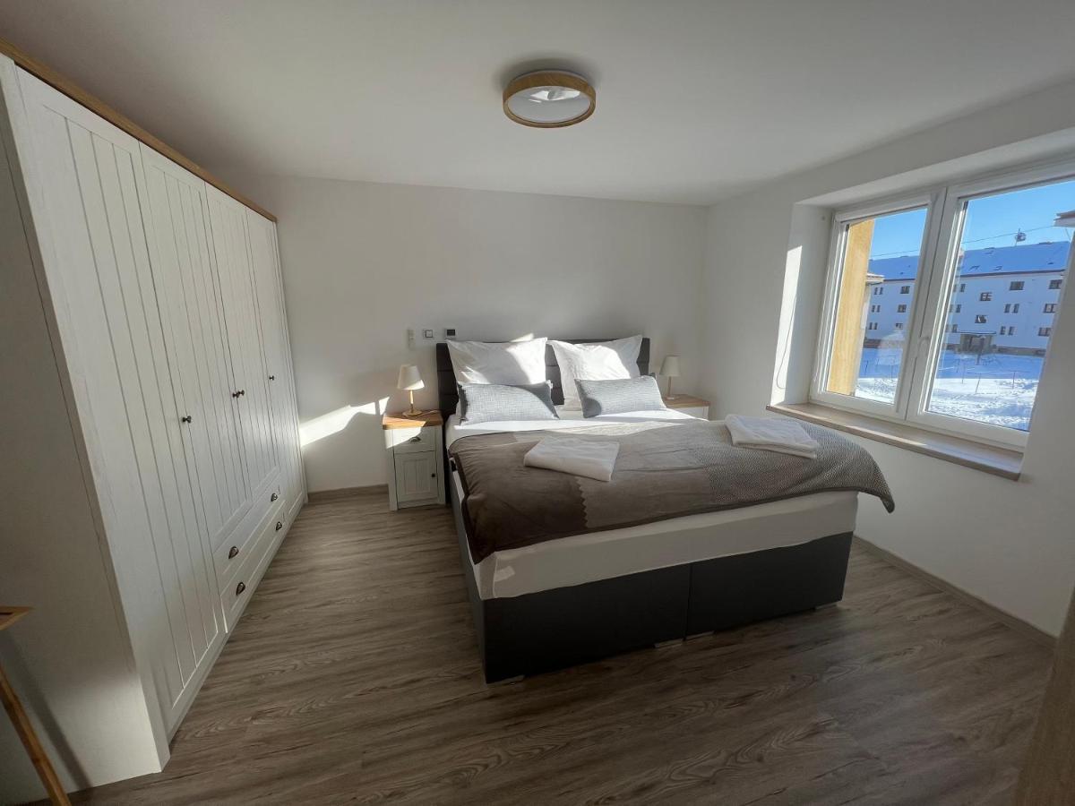 Apartman Md Apartment Zacler Exterior photo