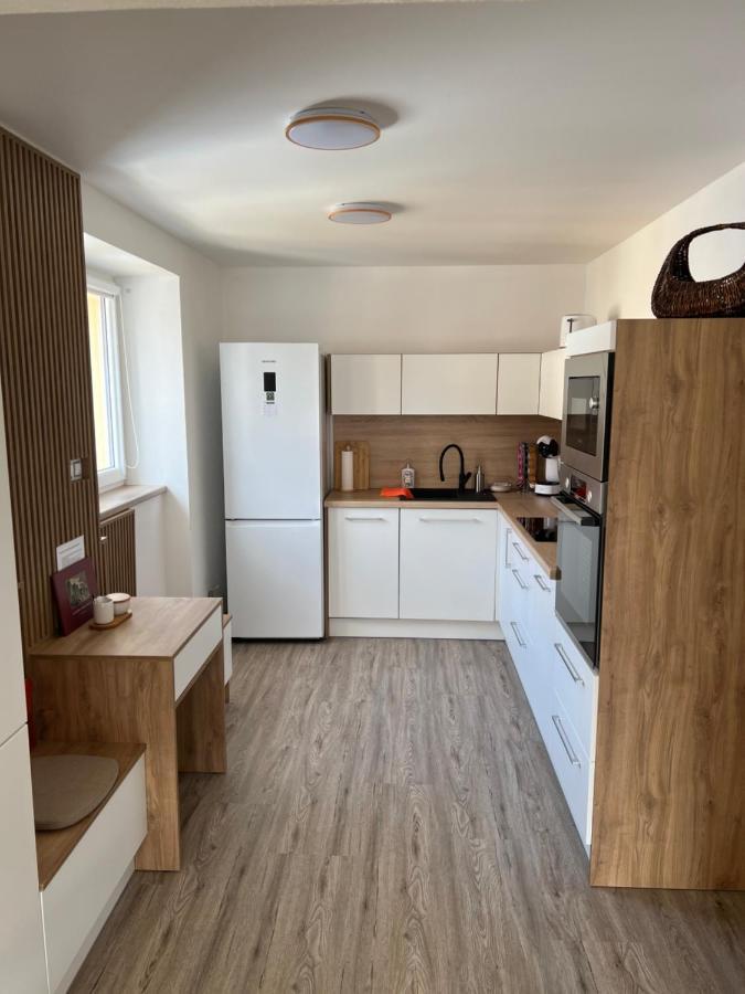 Apartman Md Apartment Zacler Exterior photo