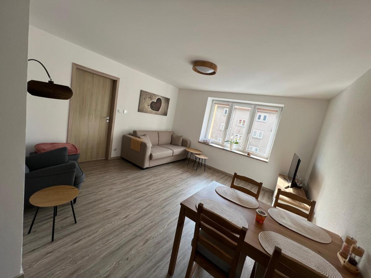 Apartman Md Apartment Zacler Exterior photo